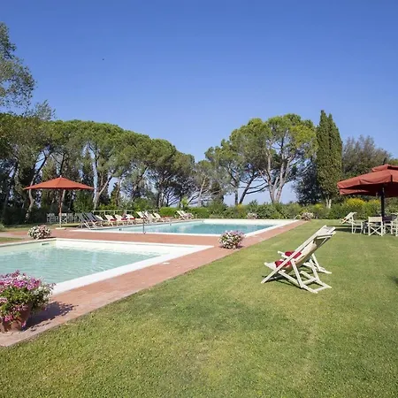 Villa Fattoria Poggioasciolo 20 *