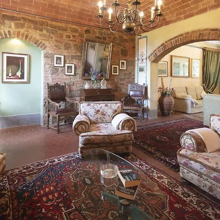 Villa Fattoria Poggioasciolo 20 *